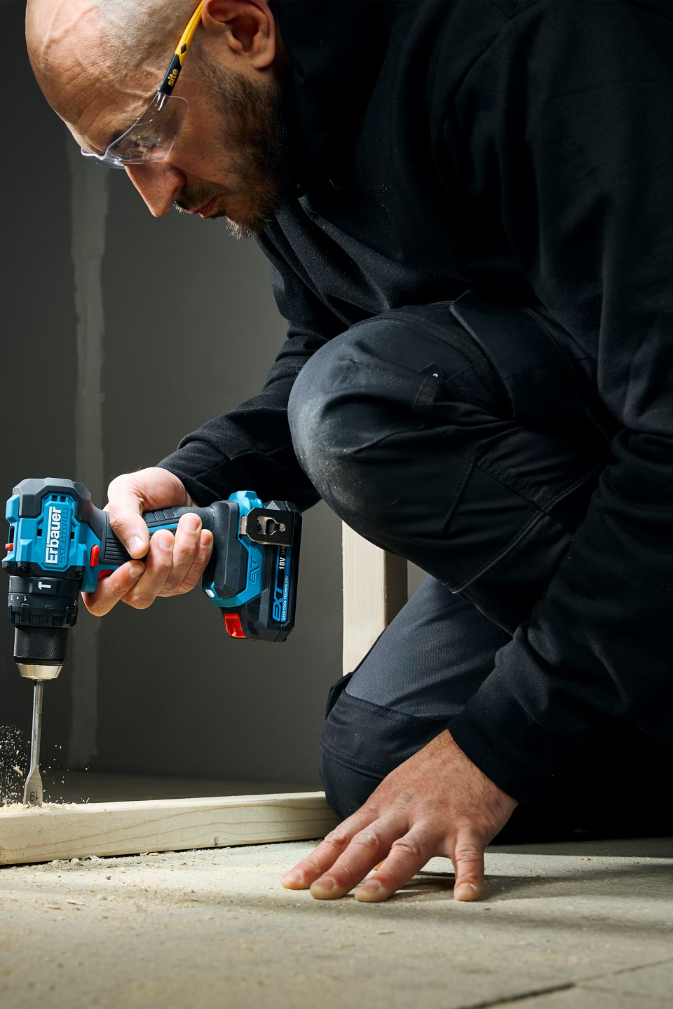 Erbauer wiertarka akumulatorowa EXT 18V w użyciu